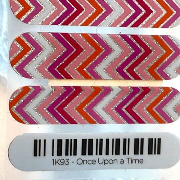 Jamberry NEW mini heater & two half sheets “Season Bright” & “Once Upon a Time” - Picture 4 of 6